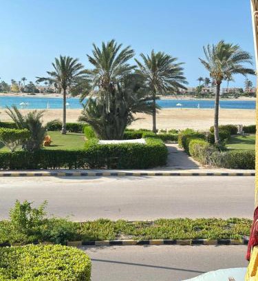 Shurtah al-Dakhlah Villa | شاليه للايجار في مارينا اول صف على البحيرة كود 11