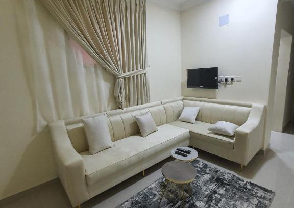 Buraydah Apartment | شقة فندقية بصاله ومطبخ( دخول ذاتي)