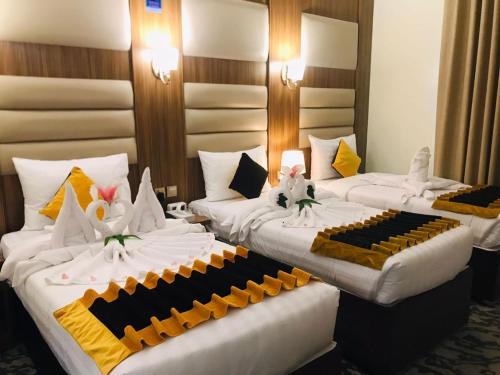 Medina Hotel | فندق قصر الاندلس الذهبى