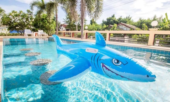 Hua Hin House | บ้านพักพลูวิลล่าใจกลางเมืองหัวหิน บรรยากาศธรรมชาติ