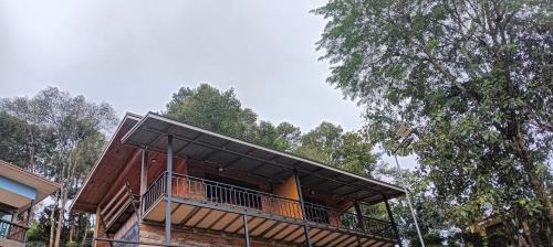 Huai Makhuea Som House | ม้งโฮมสเตย์รีสอร์ท