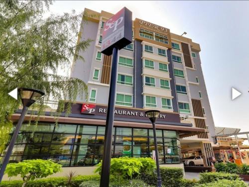 Rangsit Hotel | เพียร์93