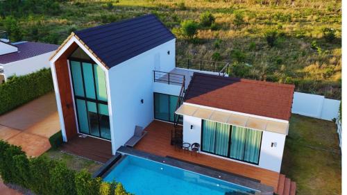 Pong Ta Long House | แอนเดส พูลวิลลา เขาใหญ่ Andes Pool Villa Khaoyai