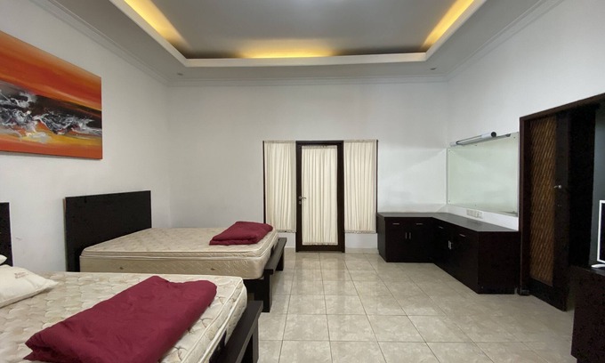 Dewi Sri Villa | クタニアヴィラQuiet villa 15 minutes from the beach