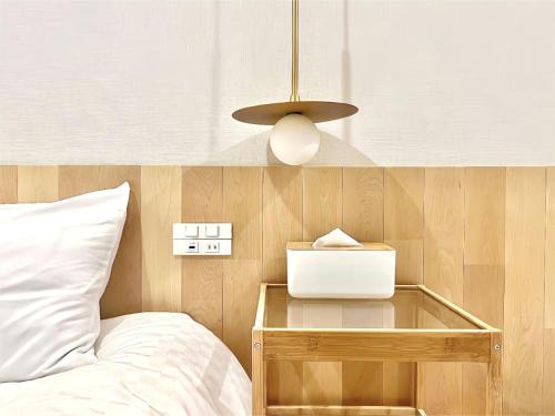 Yushima Hotel | 东京上野超级中心 设计师房间Yboe 上野公园3分钟 车站1分钟 超级繁华 免费wifi 戴森吹风