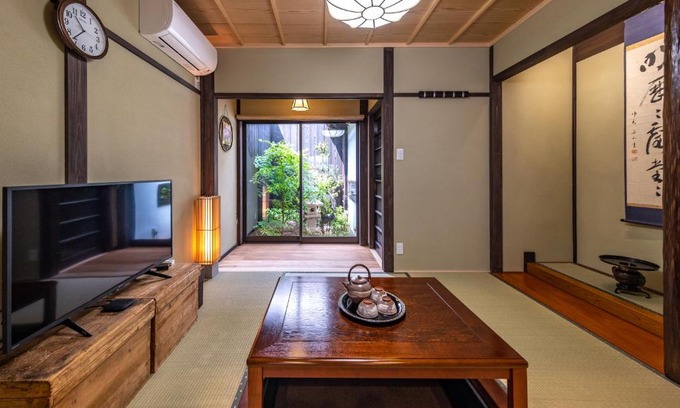 Shimogyo House | 十一宿 島原 一棟貸し 最大5名 丹波口駅から徒歩6分