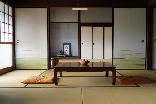 Suooshima House | 古民家宿郷の家