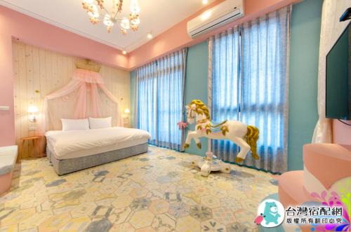 Hualien City Centre House | 文旅小自由電梯民宿附停車場