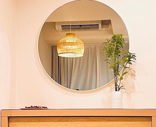 Yushima Apartment | 新上双卧套房 最大5人 设计师风格Yaof 东京中心上野公园3分钟 车站1分钟 位置极佳超级繁华 房间内看樱花