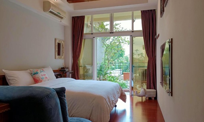 Hualien City Centre House | 站前9號民宿