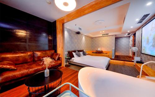 Chengdu City Centre Hostel | 笑脸里青年旅舍天府店