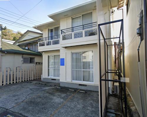Hakone Apartment | 箱根中心 コ一ボ箱根