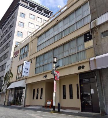Naka Ward Apartment | 肴町街舎