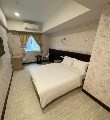 Zhongzheng Hotel | 苓旅-站前 Lin Inn TMS