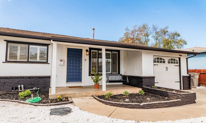 Sacramento House | š¤CalExpo House Sale Big Kitchen Backyard Pets Garageš¤