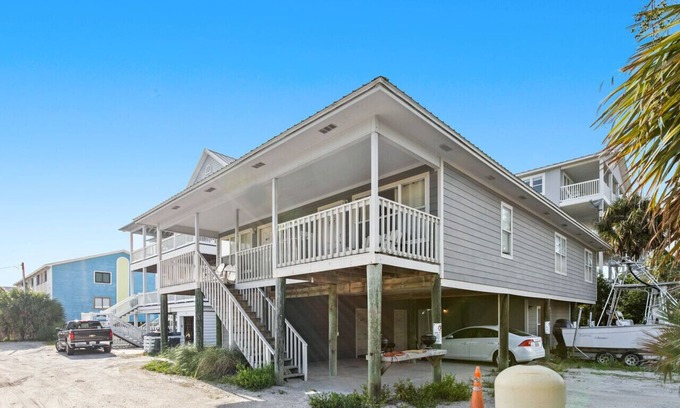Grayton Beach House | 0.1 miles to the Beach - Gulf Views in Grayton Beach - Walk to Redbar