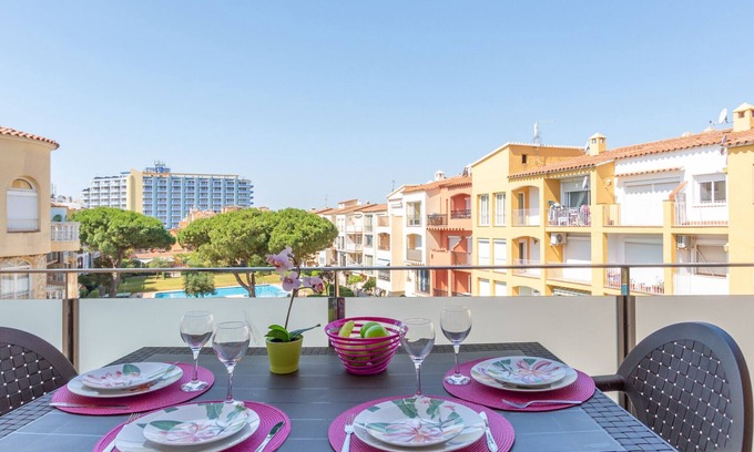 Empuriabrava Apartment | 0063-MIMOSES Modern apartment close to the beach