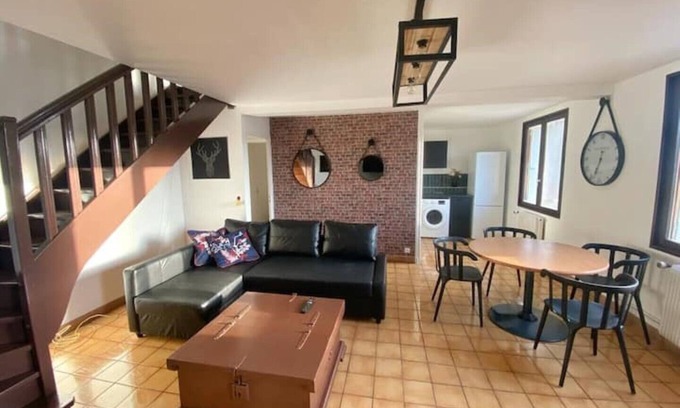 Cret de Roc Apartment | 014 CHIC & COZY LARGE DUPLEX APARTMENT 76m2 WIFI SMART TV NETFLIX & PANORAMIC VIEW