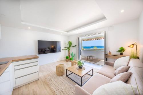 Saint-Laurent-du-Var Apartment | 06K1 - Front of the sea-renovated-terraceparking