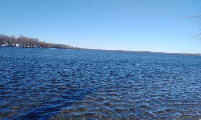 Gannon Village Cottage | 1/2 Acre Cottage with 2 Guest Cabins on Buckhorn Lake in the Kawarthas
