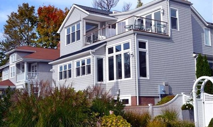 Westport House | 1/2 block to Compo Beach on Long Island Sound!