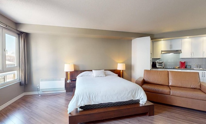 Beaupre Condo | 1-213 : Superior Studio - sleeps 4.