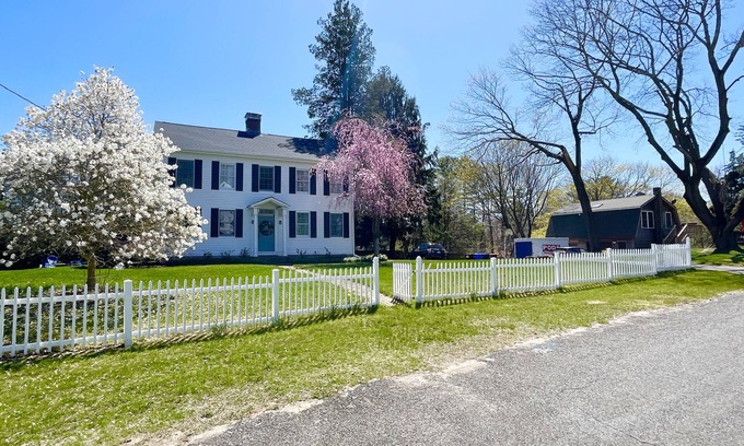 Madison House | 1.5 Acres Gorgeous 1860s Colonial House & Carriage Apartment