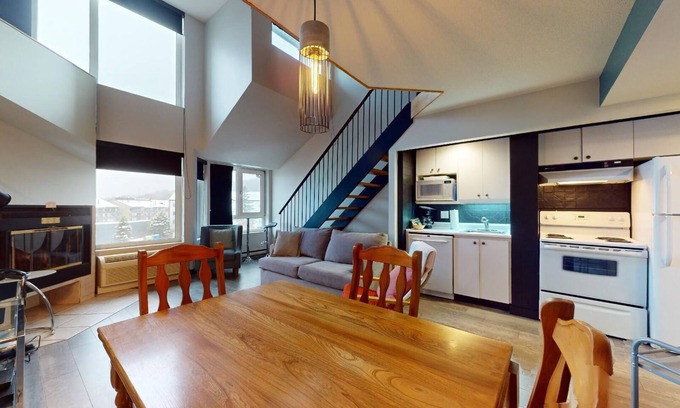 Beaupre Condo | 1-504 : Condo - 1 bedroom - 4 people
