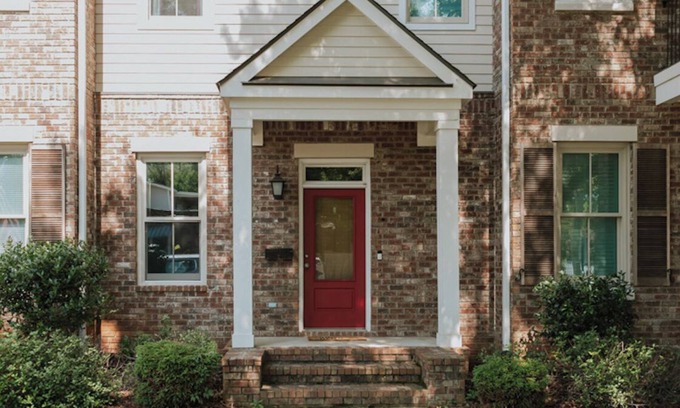Tuscaloosa House | 1.6 miles from Bryant -Denny. Perfect Game day home!