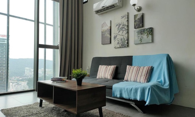 Damansara Perdana Apartment | 1-6pax DUPLEX Near Ikea /1Utama@Empire Damansara