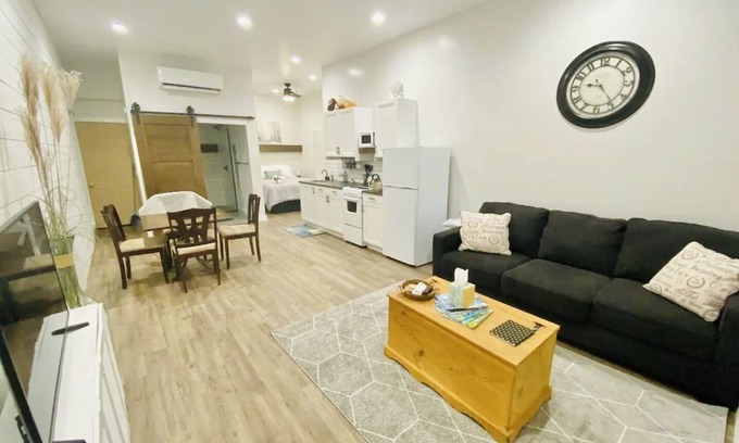 Sugarcreek Apartment | 1 bd Anniversary Suite with a stunning country setting!