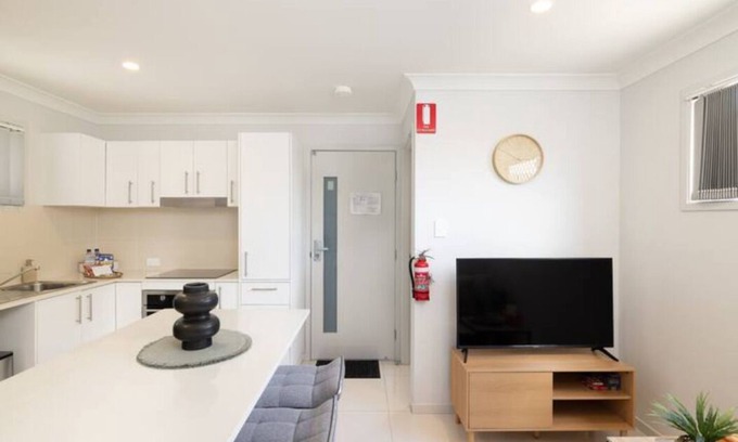 Rocklea Apartment | 1 Bdr Apt! GST Credits! Undercover Parking! 531AF1