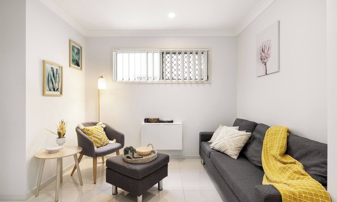 Rocklea Apartment | 1 Bdr Apt! GST Credits! Kitchen! Parking! 331AF1