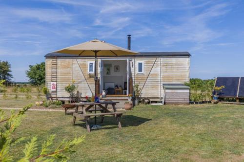 Aldborough Cabin | 1 Bed in Baconsthorpe oc-b32691