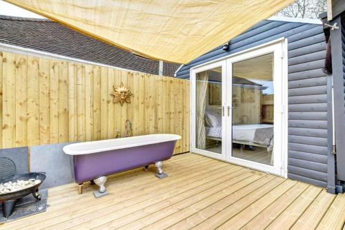 Totnes Cabin | 1 Bed in Totnes oc-bc1000