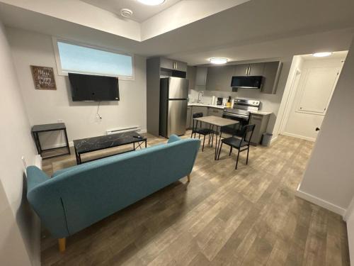 Regina Apartment | 1 bedroom- 1 bath private suit