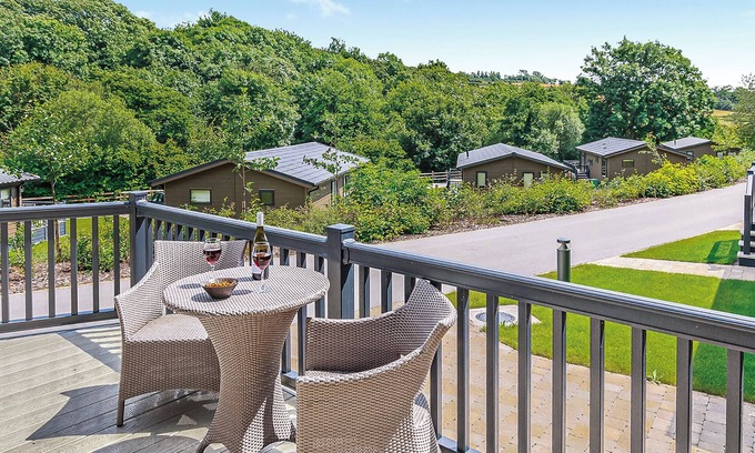 Newton St Loe Ski Chalet | 1 bedroom accommodation in Newton Saint Loe, Nr Bath