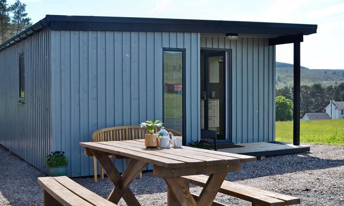 Blairgowrie Cottage | 1 bedroom accommodation in Kirkmichael, near Blairgowrie