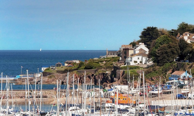 Brixham Apartment | 1 bedroom accommodation in Brixham