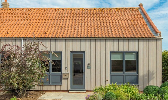 Docking Cottage | 1 bedroom accommodation in Docking