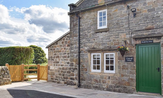 Longnor Cottage | 1 bedroom accommodation in Warslow, near Buxton