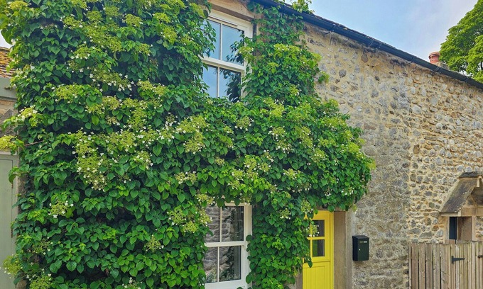 Linton-in-Craven Cottage | 1 bedroom accommodation in Linton, near Skipton