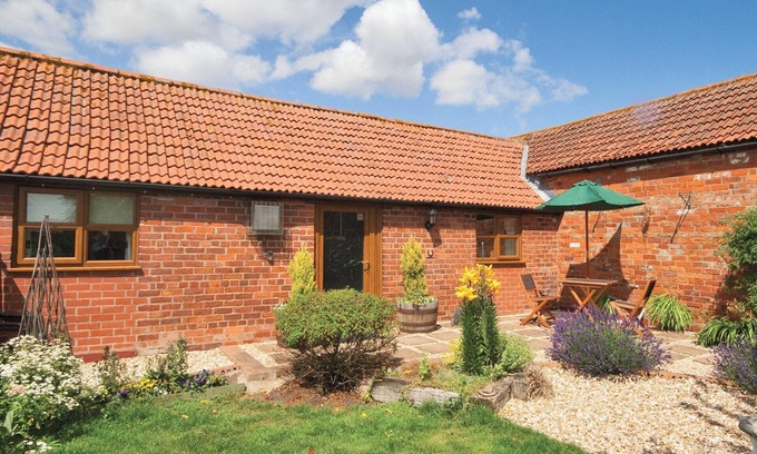 Saltfleet Cottage | 1 bedroom accommodation in Saltfleetby, near Louth