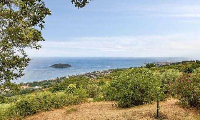 Zambrone Apartment | 1 bedroom amazing apartment in Zambrone