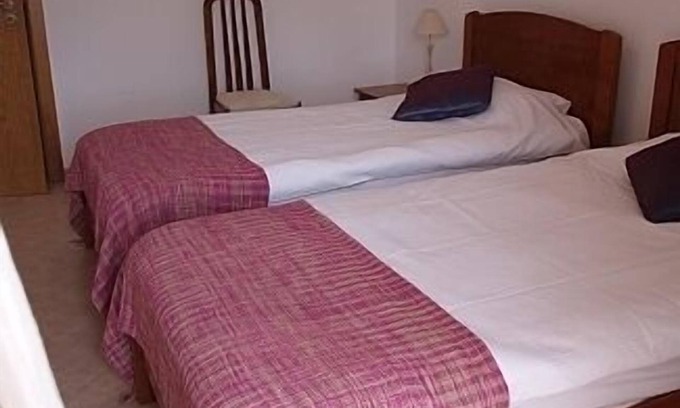 Armacao de Pera Apartment | 1 Bedroom Apartment Can Sleep 4 People With Private Pool And Air Conditioning