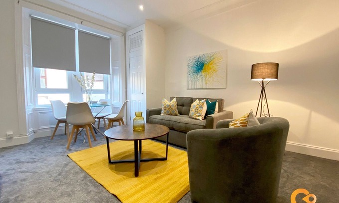 Dundee Apartment | 1 Bedroom Apartment by Central Serviced Apartments