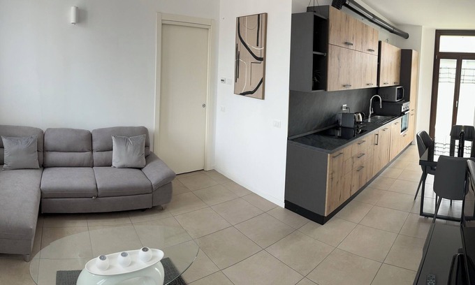 Mazzo Apartment | 1 Bedroom Apartment in Rho
