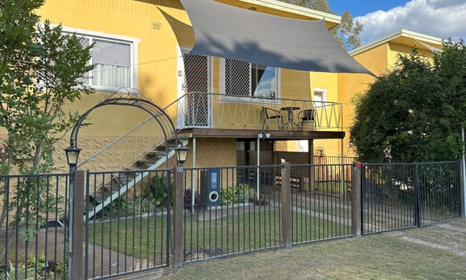 Grafton Apartment | 1 Bedroom Apartment near Grafton's Waterfront