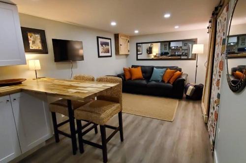 Brampton Apartment | 1 bedroom basement apartment with free parking