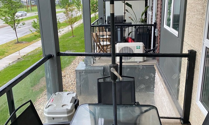 Winnipeg Condo | 1-bedroom condo with patio and underground parking